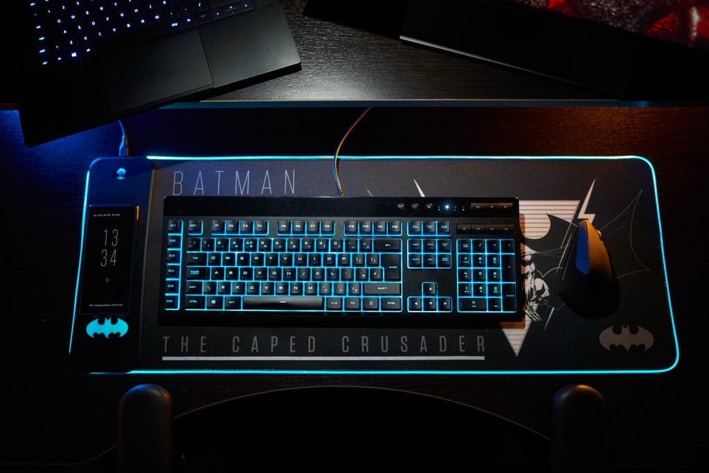 Batman - Oversize Gaming Mat & Mobile Charger