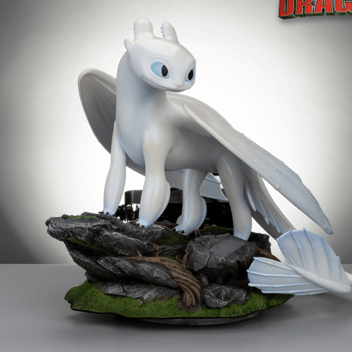 How to Train Your Dragon 3 Master Craft Light Fury Statue