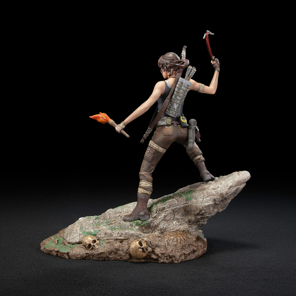 Tomb Raider PVC Statue Lara Croft Survivor Era 33 cm