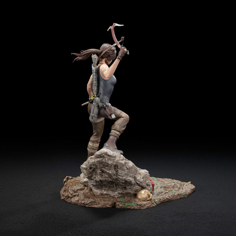 Tomb Raider PVC Statue Lara Croft Survivor Era 33 cm