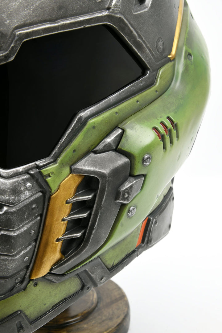 Doom - The Dark Ages:  Doom Slayer Replica Wearable Helmet