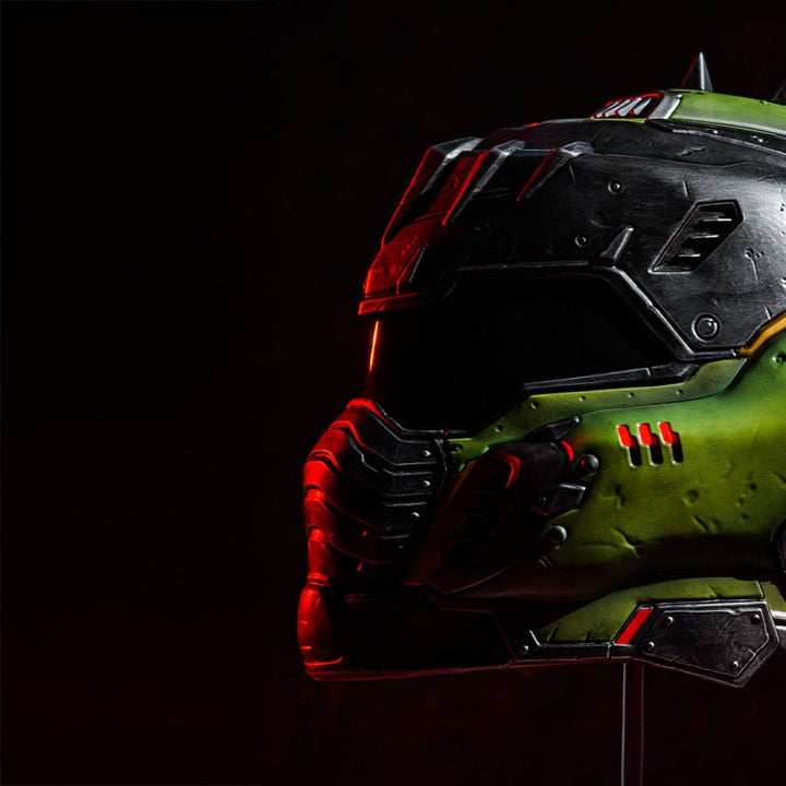 Doom - The Dark Ages:  Doom Slayer Replica Wearable Helmet