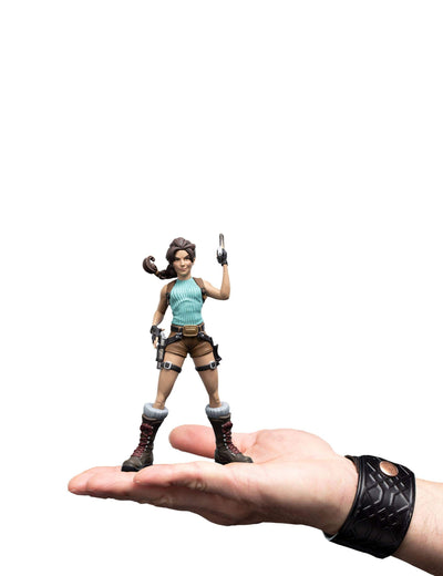 Tomb Raider Mini Epics Vinyl Figure Lara Croft 17 cm