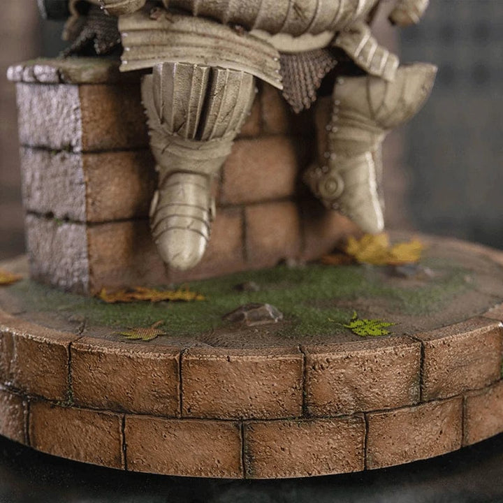 Official First 4 Figures Dark Souls Siegmeyer of Catarina Statue